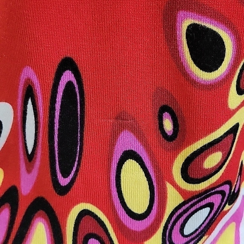 Alison SHERI red 70's psycadelic looking pattern. Size is Small - Picture 9 of 9